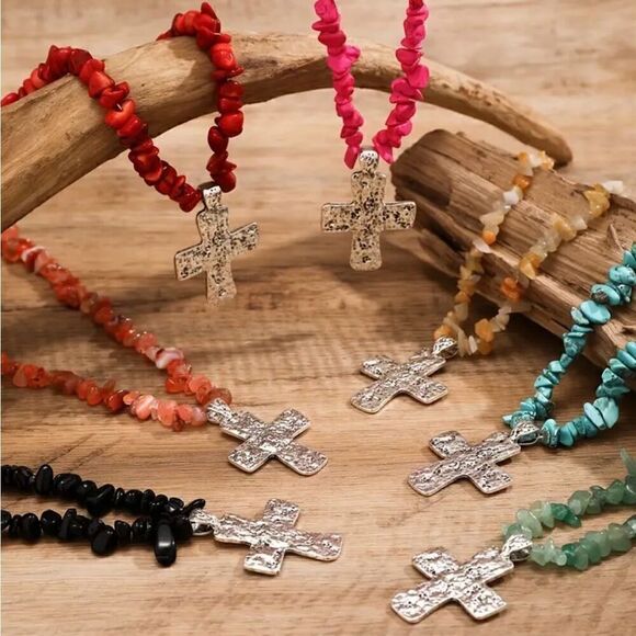 Cross Pendant Necklace Womens Boho Casual Natural Red Stone Chip Jewelry New - Picture 5 of 5